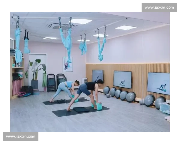 全身拉伸训练方法与技巧提升柔韧性与运动表现全解析